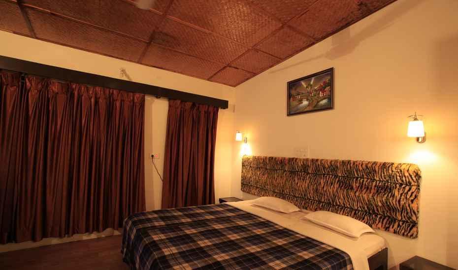 Golbro Tiger View Resort Tala  Exterior photo